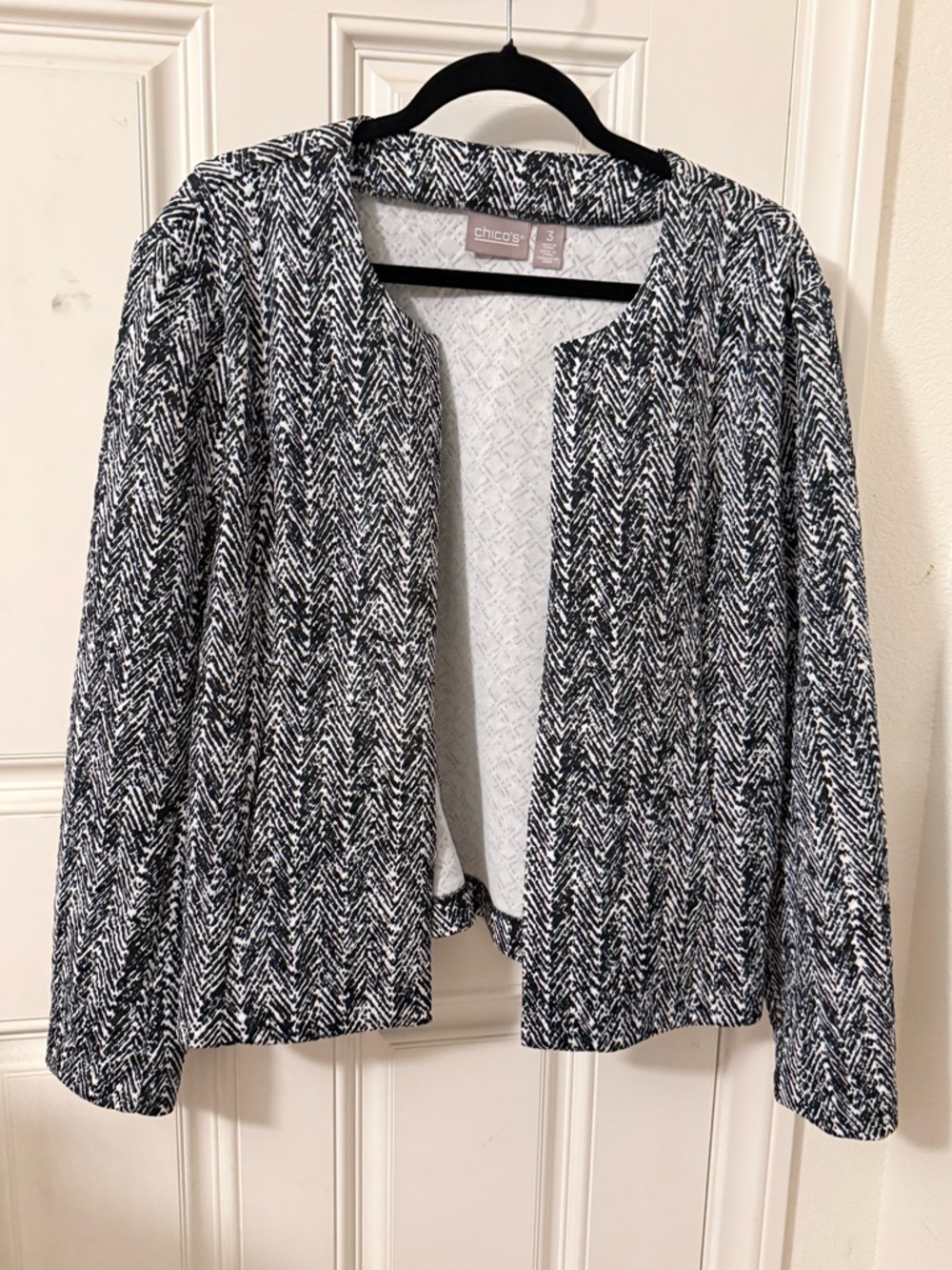 Chico's Black and White Textured Open-Front Jacket